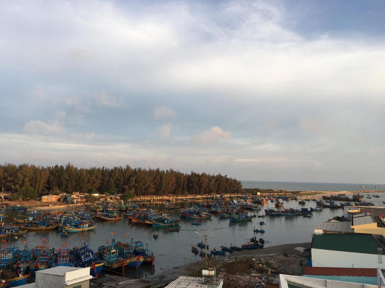 Hotel Tan Phu لاغي المظهر الخارجي الصورة